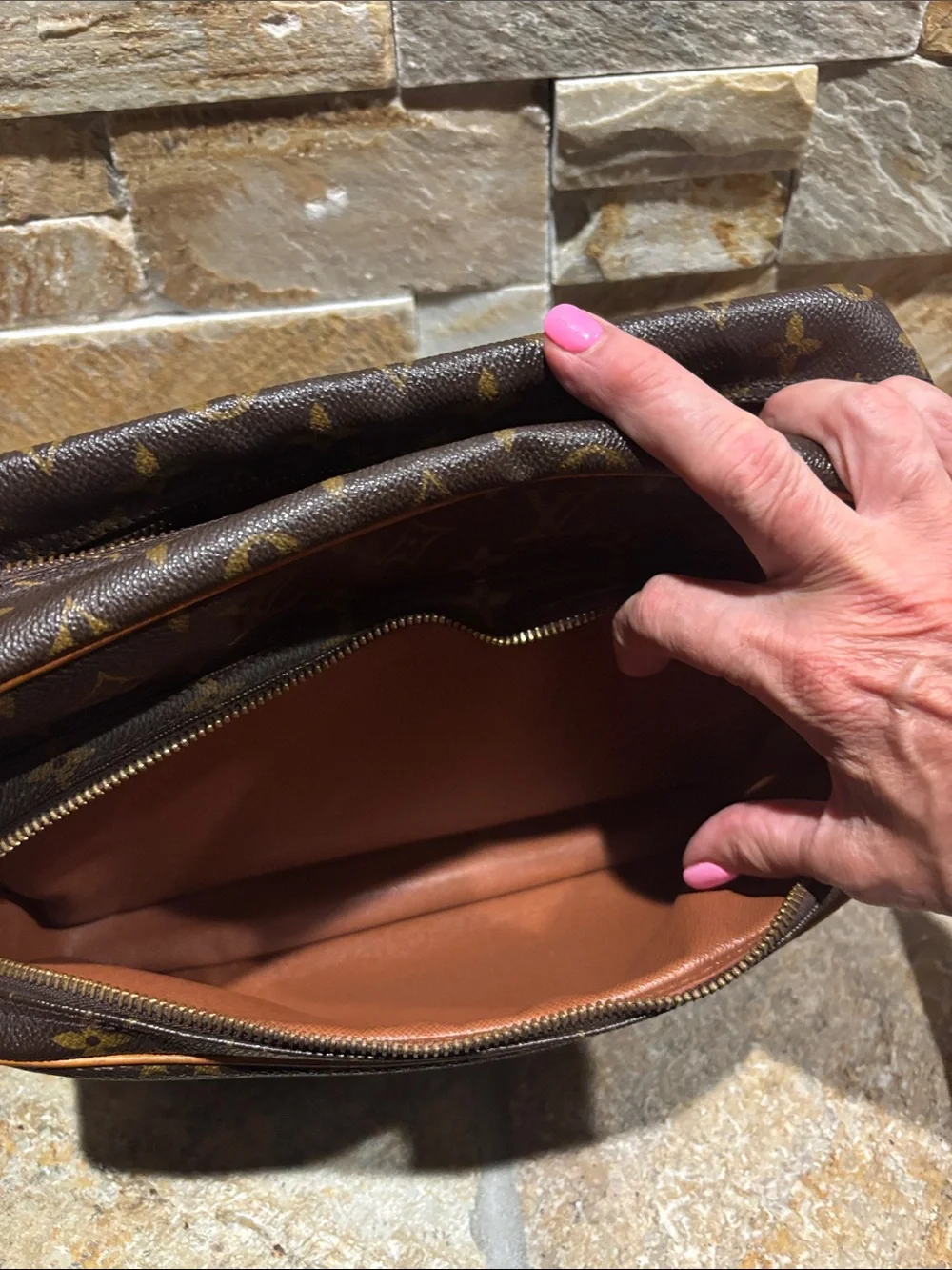 Louis Vuitton Monogram Canvas Nile Crossbody Bag in Brown and Tan